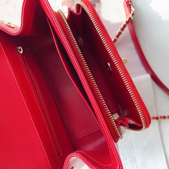 Chanel Small Business Affinity Flap Caviar Red GHW - Picture 7 of 7